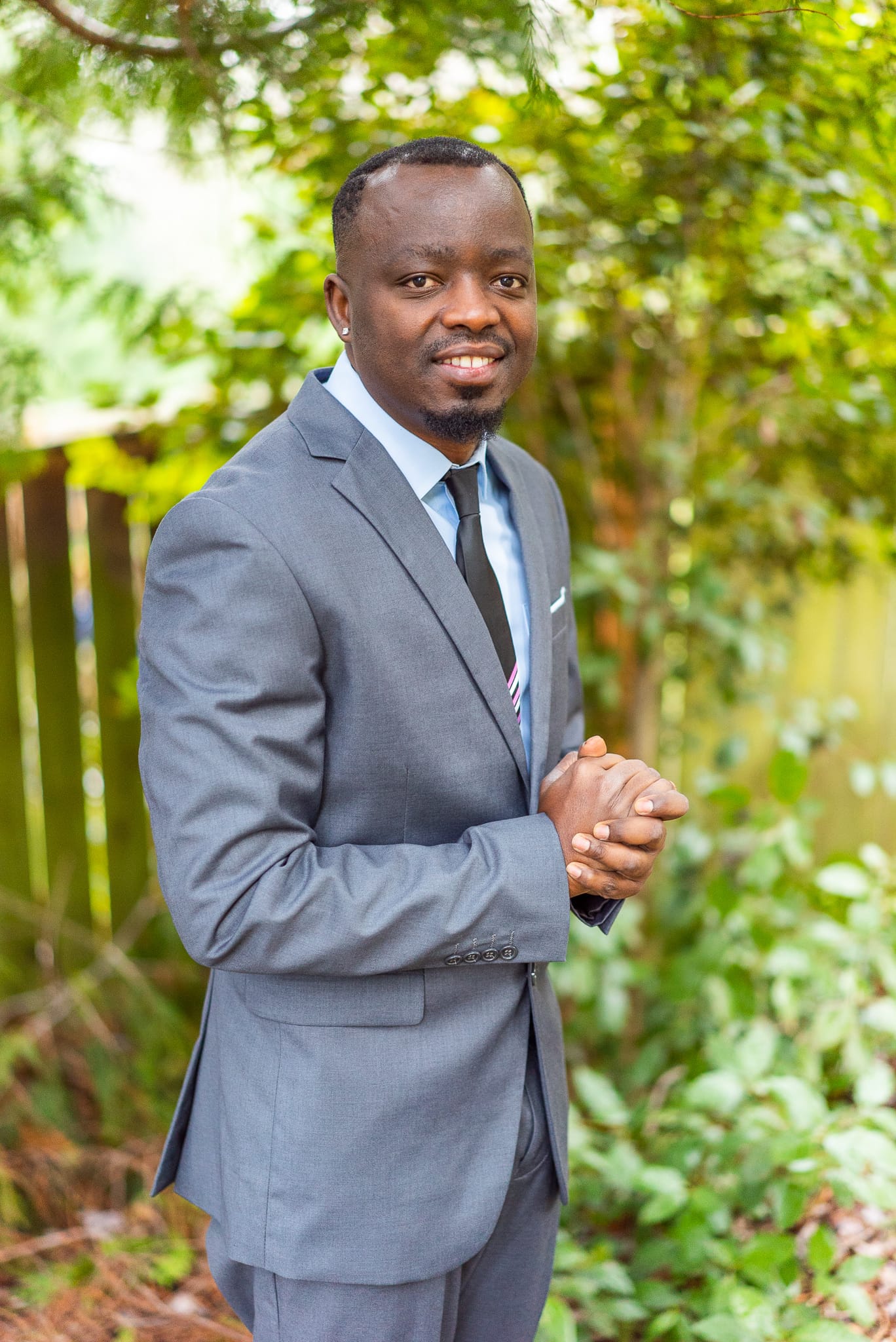 Darius Safari - Professional Headshot